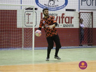 
<a style='margin-left: 5px;' class='btn btn-xs btn-social btn-facebook' href='https://www.facebook.com/sharer/sharer.php?u=https://www.boladovale.com.br/imgs/800-800-90/conteudo/fotos/1226/img9256.jpg' rel='popup' data-width='500' data-height='400'><i class='fa fa-facebook'></i>Compartilhar <span class='hidden-xs'>no Facebook</span>
</a> 
<a class='btn btn-default btn-xs' target='_blank' href='imgs/800-800-90/conteudo/fotos/1226/img9256.jpg'>
<span class='glyphicon glyphicon-cloud-download'></span> Salvar
</a> 
<span></span>