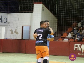 
<a style='margin-left: 5px;' class='btn btn-xs btn-social btn-facebook' href='https://www.facebook.com/sharer/sharer.php?u=https://www.boladovale.com.br/imgs/800-800-90/conteudo/fotos/1227/img5954.jpg' rel='popup' data-width='500' data-height='400'><i class='fa fa-facebook'></i>Compartilhar <span class='hidden-xs'>no Facebook</span>
</a> 
<a class='btn btn-default btn-xs' target='_blank' href='imgs/800-800-90/conteudo/fotos/1227/img5954.jpg'>
<span class='glyphicon glyphicon-cloud-download'></span> Salvar
</a> 
<span></span>