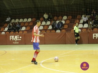 
<a style='margin-left: 5px;' class='btn btn-xs btn-social btn-facebook' href='https://www.facebook.com/sharer/sharer.php?u=https://www.boladovale.com.br/imgs/800-800-90/conteudo/fotos/1230/mg9335.jpg' rel='popup' data-width='500' data-height='400'><i class='fa fa-facebook'></i>Compartilhar <span class='hidden-xs'>no Facebook</span>
</a> 
<a class='btn btn-default btn-xs' target='_blank' href='imgs/800-800-90/conteudo/fotos/1230/mg9335.jpg'>
<span class='glyphicon glyphicon-cloud-download'></span> Salvar
</a> 
<span></span>