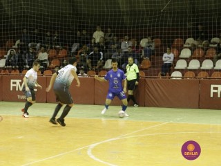 
<a style='margin-left: 5px;' class='btn btn-xs btn-social btn-facebook' href='https://www.facebook.com/sharer/sharer.php?u=https://www.boladovale.com.br/imgs/800-800-90/conteudo/fotos/1231/mg9403.jpg' rel='popup' data-width='500' data-height='400'><i class='fa fa-facebook'></i>Compartilhar <span class='hidden-xs'>no Facebook</span>
</a> 
<a class='btn btn-default btn-xs' target='_blank' href='imgs/800-800-90/conteudo/fotos/1231/mg9403.jpg'>
<span class='glyphicon glyphicon-cloud-download'></span> Salvar
</a> 
<span></span>