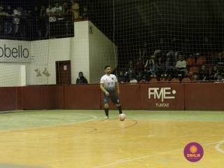 
<a style='margin-left: 5px;' class='btn btn-xs btn-social btn-facebook' href='https://www.facebook.com/sharer/sharer.php?u=https://www.boladovale.com.br/imgs/800-800-90/conteudo/fotos/1231/mg9465.jpg' rel='popup' data-width='500' data-height='400'><i class='fa fa-facebook'></i>Compartilhar <span class='hidden-xs'>no Facebook</span>
</a> 
<a class='btn btn-default btn-xs' target='_blank' href='imgs/800-800-90/conteudo/fotos/1231/mg9465.jpg'>
<span class='glyphicon glyphicon-cloud-download'></span> Salvar
</a> 
<span></span>