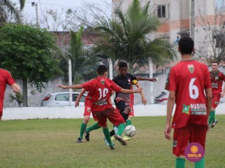 
<a style='margin-left: 5px;' class='btn btn-xs btn-social btn-facebook' href='https://www.facebook.com/sharer/sharer.php?u=https://www.boladovale.com.br/imgs/800-800-90/conteudo/fotos/1233/img9685.jpg' rel='popup' data-width='500' data-height='400'><i class='fa fa-facebook'></i>Compartilhar <span class='hidden-xs'>no Facebook</span>
</a> 
<a class='btn btn-default btn-xs' target='_blank' href='imgs/800-800-90/conteudo/fotos/1233/img9685.jpg'>
<span class='glyphicon glyphicon-cloud-download'></span> Salvar
</a> 
<span></span>