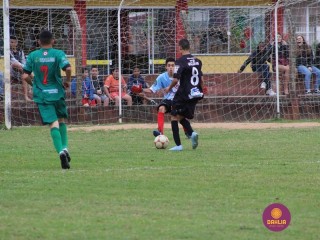 
<a style='margin-left: 5px;' class='btn btn-xs btn-social btn-facebook' href='https://www.facebook.com/sharer/sharer.php?u=https://www.boladovale.com.br/imgs/800-800-90/conteudo/fotos/1234/img9833.jpg' rel='popup' data-width='500' data-height='400'><i class='fa fa-facebook'></i>Compartilhar <span class='hidden-xs'>no Facebook</span>
</a> 
<a class='btn btn-default btn-xs' target='_blank' href='imgs/800-800-90/conteudo/fotos/1234/img9833.jpg'>
<span class='glyphicon glyphicon-cloud-download'></span> Salvar
</a> 
<span></span>