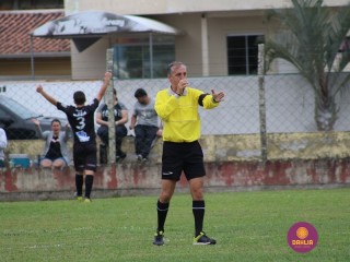 
<a style='margin-left: 5px;' class='btn btn-xs btn-social btn-facebook' href='https://www.facebook.com/sharer/sharer.php?u=https://www.boladovale.com.br/imgs/800-800-90/conteudo/fotos/1234/img9870.jpg' rel='popup' data-width='500' data-height='400'><i class='fa fa-facebook'></i>Compartilhar <span class='hidden-xs'>no Facebook</span>
</a> 
<a class='btn btn-default btn-xs' target='_blank' href='imgs/800-800-90/conteudo/fotos/1234/img9870.jpg'>
<span class='glyphicon glyphicon-cloud-download'></span> Salvar
</a> 
<span></span>