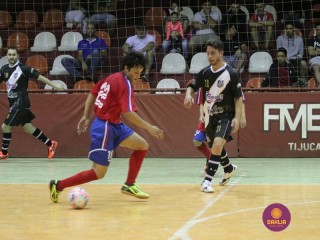 
<a style='margin-left: 5px;' class='btn btn-xs btn-social btn-facebook' href='https://www.facebook.com/sharer/sharer.php?u=https://www.boladovale.com.br/imgs/800-800-90/conteudo/fotos/1235/img9908.jpg' rel='popup' data-width='500' data-height='400'><i class='fa fa-facebook'></i>Compartilhar <span class='hidden-xs'>no Facebook</span>
</a> 
<a class='btn btn-default btn-xs' target='_blank' href='imgs/800-800-90/conteudo/fotos/1235/img9908.jpg'>
<span class='glyphicon glyphicon-cloud-download'></span> Salvar
</a> 
<span></span>