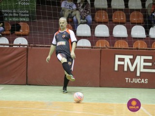 
<a style='margin-left: 5px;' class='btn btn-xs btn-social btn-facebook' href='https://www.facebook.com/sharer/sharer.php?u=https://www.boladovale.com.br/imgs/800-800-90/conteudo/fotos/1236/img9956.jpg' rel='popup' data-width='500' data-height='400'><i class='fa fa-facebook'></i>Compartilhar <span class='hidden-xs'>no Facebook</span>
</a> 
<a class='btn btn-default btn-xs' target='_blank' href='imgs/800-800-90/conteudo/fotos/1236/img9956.jpg'>
<span class='glyphicon glyphicon-cloud-download'></span> Salvar
</a> 
<span></span>