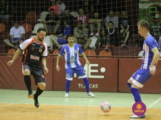 
<a style='margin-left: 5px;' class='btn btn-xs btn-social btn-facebook' href='https://www.facebook.com/sharer/sharer.php?u=https://www.boladovale.com.br/imgs/800-800-90/conteudo/fotos/1236/img9982.jpg' rel='popup' data-width='500' data-height='400'><i class='fa fa-facebook'></i>Compartilhar <span class='hidden-xs'>no Facebook</span>
</a> 
<a class='btn btn-default btn-xs' target='_blank' href='imgs/800-800-90/conteudo/fotos/1236/img9982.jpg'>
<span class='glyphicon glyphicon-cloud-download'></span> Salvar
</a> 
<span></span>
