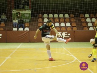 
<a style='margin-left: 5px;' class='btn btn-xs btn-social btn-facebook' href='https://www.facebook.com/sharer/sharer.php?u=https://www.boladovale.com.br/imgs/800-800-90/conteudo/fotos/1238/mg0089.jpg' rel='popup' data-width='500' data-height='400'><i class='fa fa-facebook'></i>Compartilhar <span class='hidden-xs'>no Facebook</span>
</a> 
<a class='btn btn-default btn-xs' target='_blank' href='imgs/800-800-90/conteudo/fotos/1238/mg0089.jpg'>
<span class='glyphicon glyphicon-cloud-download'></span> Salvar
</a> 
<span></span>