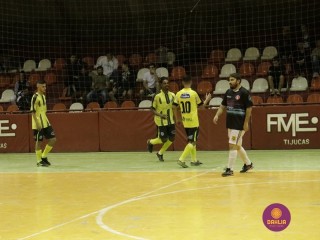 
<a style='margin-left: 5px;' class='btn btn-xs btn-social btn-facebook' href='https://www.facebook.com/sharer/sharer.php?u=https://www.boladovale.com.br/imgs/800-800-90/conteudo/fotos/1238/mg0115.jpg' rel='popup' data-width='500' data-height='400'><i class='fa fa-facebook'></i>Compartilhar <span class='hidden-xs'>no Facebook</span>
</a> 
<a class='btn btn-default btn-xs' target='_blank' href='imgs/800-800-90/conteudo/fotos/1238/mg0115.jpg'>
<span class='glyphicon glyphicon-cloud-download'></span> Salvar
</a> 
<span></span>