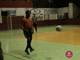 
<a style='margin-left: 5px;' class='btn btn-xs btn-social btn-facebook' href='https://www.facebook.com/sharer/sharer.php?u=https://www.boladovale.com.br/imgs/800-800-90/conteudo/fotos/1239/mg0196.jpg' rel='popup' data-width='500' data-height='400'><i class='fa fa-facebook'></i>Compartilhar <span class='hidden-xs'>no Facebook</span>
</a> 
<a class='btn btn-default btn-xs' target='_blank' href='imgs/800-800-90/conteudo/fotos/1239/mg0196.jpg'>
<span class='glyphicon glyphicon-cloud-download'></span> Salvar
</a> 
<span></span>