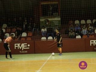 
<a style='margin-left: 5px;' class='btn btn-xs btn-social btn-facebook' href='https://www.facebook.com/sharer/sharer.php?u=https://www.boladovale.com.br/imgs/800-800-90/conteudo/fotos/1239/mg0213.jpg' rel='popup' data-width='500' data-height='400'><i class='fa fa-facebook'></i>Compartilhar <span class='hidden-xs'>no Facebook</span>
</a> 
<a class='btn btn-default btn-xs' target='_blank' href='imgs/800-800-90/conteudo/fotos/1239/mg0213.jpg'>
<span class='glyphicon glyphicon-cloud-download'></span> Salvar
</a> 
<span></span>