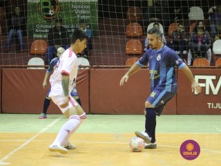 
<a style='margin-left: 5px;' class='btn btn-xs btn-social btn-facebook' href='https://www.facebook.com/sharer/sharer.php?u=https://www.boladovale.com.br/imgs/800-800-90/conteudo/fotos/1242/img0468.jpg' rel='popup' data-width='500' data-height='400'><i class='fa fa-facebook'></i>Compartilhar <span class='hidden-xs'>no Facebook</span>
</a> 
<a class='btn btn-default btn-xs' target='_blank' href='imgs/800-800-90/conteudo/fotos/1242/img0468.jpg'>
<span class='glyphicon glyphicon-cloud-download'></span> Salvar
</a> 
<span></span>