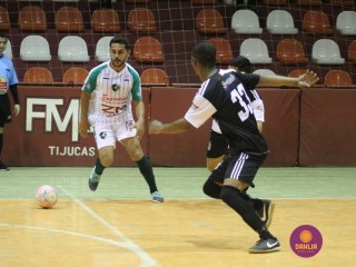 
<a style='margin-left: 5px;' class='btn btn-xs btn-social btn-facebook' href='https://www.facebook.com/sharer/sharer.php?u=https://www.boladovale.com.br/imgs/800-800-90/conteudo/fotos/1244/img9989.jpg' rel='popup' data-width='500' data-height='400'><i class='fa fa-facebook'></i>Compartilhar <span class='hidden-xs'>no Facebook</span>
</a> 
<a class='btn btn-default btn-xs' target='_blank' href='imgs/800-800-90/conteudo/fotos/1244/img9989.jpg'>
<span class='glyphicon glyphicon-cloud-download'></span> Salvar
</a> 
<span></span>