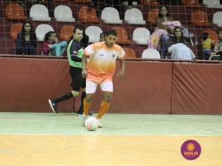 
<a style='margin-left: 5px;' class='btn btn-xs btn-social btn-facebook' href='https://www.facebook.com/sharer/sharer.php?u=https://www.boladovale.com.br/imgs/800-800-90/conteudo/fotos/1246/img0048.jpg' rel='popup' data-width='500' data-height='400'><i class='fa fa-facebook'></i>Compartilhar <span class='hidden-xs'>no Facebook</span>
</a> 
<a class='btn btn-default btn-xs' target='_blank' href='imgs/800-800-90/conteudo/fotos/1246/img0048.jpg'>
<span class='glyphicon glyphicon-cloud-download'></span> Salvar
</a> 
<span></span>