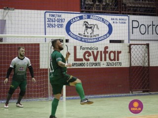 
<a style='margin-left: 5px;' class='btn btn-xs btn-social btn-facebook' href='https://www.facebook.com/sharer/sharer.php?u=https://www.boladovale.com.br/imgs/800-800-90/conteudo/fotos/1247/img0092.jpg' rel='popup' data-width='500' data-height='400'><i class='fa fa-facebook'></i>Compartilhar <span class='hidden-xs'>no Facebook</span>
</a> 
<a class='btn btn-default btn-xs' target='_blank' href='imgs/800-800-90/conteudo/fotos/1247/img0092.jpg'>
<span class='glyphicon glyphicon-cloud-download'></span> Salvar
</a> 
<span></span>