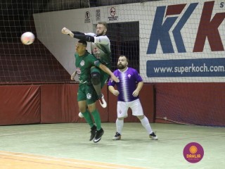 
<a style='margin-left: 5px;' class='btn btn-xs btn-social btn-facebook' href='https://www.facebook.com/sharer/sharer.php?u=https://www.boladovale.com.br/imgs/800-800-90/conteudo/fotos/1247/img0095.jpg' rel='popup' data-width='500' data-height='400'><i class='fa fa-facebook'></i>Compartilhar <span class='hidden-xs'>no Facebook</span>
</a> 
<a class='btn btn-default btn-xs' target='_blank' href='imgs/800-800-90/conteudo/fotos/1247/img0095.jpg'>
<span class='glyphicon glyphicon-cloud-download'></span> Salvar
</a> 
<span></span>