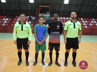 
<a style='margin-left: 5px;' class='btn btn-xs btn-social btn-facebook' href='https://www.facebook.com/sharer/sharer.php?u=https://www.boladovale.com.br/imgs/800-800-90/conteudo/fotos/1248/img6130.jpg' rel='popup' data-width='500' data-height='400'><i class='fa fa-facebook'></i>Compartilhar <span class='hidden-xs'>no Facebook</span>
</a> 
<a class='btn btn-default btn-xs' target='_blank' href='imgs/800-800-90/conteudo/fotos/1248/img6130.jpg'>
<span class='glyphicon glyphicon-cloud-download'></span> Salvar
</a> 
<span></span>