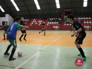
<a style='margin-left: 5px;' class='btn btn-xs btn-social btn-facebook' href='https://www.facebook.com/sharer/sharer.php?u=https://www.boladovale.com.br/imgs/800-800-90/conteudo/fotos/1248/img6142.jpg' rel='popup' data-width='500' data-height='400'><i class='fa fa-facebook'></i>Compartilhar <span class='hidden-xs'>no Facebook</span>
</a> 
<a class='btn btn-default btn-xs' target='_blank' href='imgs/800-800-90/conteudo/fotos/1248/img6142.jpg'>
<span class='glyphicon glyphicon-cloud-download'></span> Salvar
</a> 
<span></span>