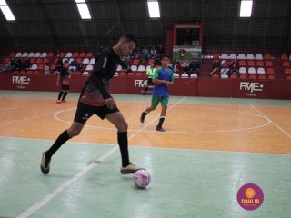 
<a style='margin-left: 5px;' class='btn btn-xs btn-social btn-facebook' href='https://www.facebook.com/sharer/sharer.php?u=https://www.boladovale.com.br/imgs/800-800-90/conteudo/fotos/1248/img6155.jpg' rel='popup' data-width='500' data-height='400'><i class='fa fa-facebook'></i>Compartilhar <span class='hidden-xs'>no Facebook</span>
</a> 
<a class='btn btn-default btn-xs' target='_blank' href='imgs/800-800-90/conteudo/fotos/1248/img6155.jpg'>
<span class='glyphicon glyphicon-cloud-download'></span> Salvar
</a> 
<span></span>