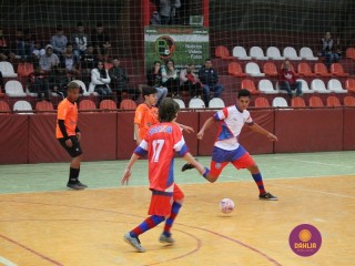 
<a style='margin-left: 5px;' class='btn btn-xs btn-social btn-facebook' href='https://www.facebook.com/sharer/sharer.php?u=https://www.boladovale.com.br/imgs/800-800-90/conteudo/fotos/1249/img6191.jpg' rel='popup' data-width='500' data-height='400'><i class='fa fa-facebook'></i>Compartilhar <span class='hidden-xs'>no Facebook</span>
</a> 
<a class='btn btn-default btn-xs' target='_blank' href='imgs/800-800-90/conteudo/fotos/1249/img6191.jpg'>
<span class='glyphicon glyphicon-cloud-download'></span> Salvar
</a> 
<span></span>