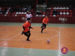 
<a style='margin-left: 5px;' class='btn btn-xs btn-social btn-facebook' href='https://www.facebook.com/sharer/sharer.php?u=https://www.boladovale.com.br/imgs/800-800-90/conteudo/fotos/1249/img6204.jpg' rel='popup' data-width='500' data-height='400'><i class='fa fa-facebook'></i>Compartilhar <span class='hidden-xs'>no Facebook</span>
</a> 
<a class='btn btn-default btn-xs' target='_blank' href='imgs/800-800-90/conteudo/fotos/1249/img6204.jpg'>
<span class='glyphicon glyphicon-cloud-download'></span> Salvar
</a> 
<span></span>