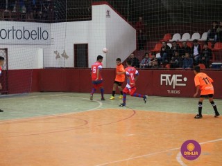 
<a style='margin-left: 5px;' class='btn btn-xs btn-social btn-facebook' href='https://www.facebook.com/sharer/sharer.php?u=https://www.boladovale.com.br/imgs/800-800-90/conteudo/fotos/1249/img6213.jpg' rel='popup' data-width='500' data-height='400'><i class='fa fa-facebook'></i>Compartilhar <span class='hidden-xs'>no Facebook</span>
</a> 
<a class='btn btn-default btn-xs' target='_blank' href='imgs/800-800-90/conteudo/fotos/1249/img6213.jpg'>
<span class='glyphicon glyphicon-cloud-download'></span> Salvar
</a> 
<span></span>