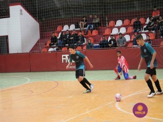 
<a style='margin-left: 5px;' class='btn btn-xs btn-social btn-facebook' href='https://www.facebook.com/sharer/sharer.php?u=https://www.boladovale.com.br/imgs/800-800-90/conteudo/fotos/1250/img6241.jpg' rel='popup' data-width='500' data-height='400'><i class='fa fa-facebook'></i>Compartilhar <span class='hidden-xs'>no Facebook</span>
</a> 
<a class='btn btn-default btn-xs' target='_blank' href='imgs/800-800-90/conteudo/fotos/1250/img6241.jpg'>
<span class='glyphicon glyphicon-cloud-download'></span> Salvar
</a> 
<span></span>