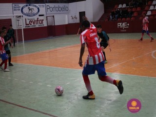 
<a style='margin-left: 5px;' class='btn btn-xs btn-social btn-facebook' href='https://www.facebook.com/sharer/sharer.php?u=https://www.boladovale.com.br/imgs/800-800-90/conteudo/fotos/1250/img6263.jpg' rel='popup' data-width='500' data-height='400'><i class='fa fa-facebook'></i>Compartilhar <span class='hidden-xs'>no Facebook</span>
</a> 
<a class='btn btn-default btn-xs' target='_blank' href='imgs/800-800-90/conteudo/fotos/1250/img6263.jpg'>
<span class='glyphicon glyphicon-cloud-download'></span> Salvar
</a> 
<span></span>