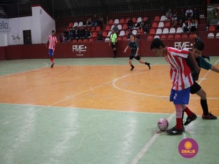
<a style='margin-left: 5px;' class='btn btn-xs btn-social btn-facebook' href='https://www.facebook.com/sharer/sharer.php?u=https://www.boladovale.com.br/imgs/800-800-90/conteudo/fotos/1250/img6295.jpg' rel='popup' data-width='500' data-height='400'><i class='fa fa-facebook'></i>Compartilhar <span class='hidden-xs'>no Facebook</span>
</a> 
<a class='btn btn-default btn-xs' target='_blank' href='imgs/800-800-90/conteudo/fotos/1250/img6295.jpg'>
<span class='glyphicon glyphicon-cloud-download'></span> Salvar
</a> 
<span></span>