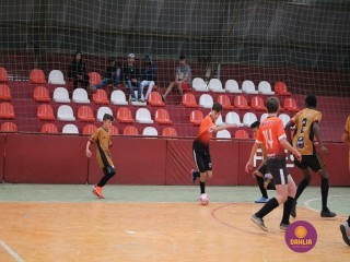 
<a style='margin-left: 5px;' class='btn btn-xs btn-social btn-facebook' href='https://www.facebook.com/sharer/sharer.php?u=https://www.boladovale.com.br/imgs/800-800-90/conteudo/fotos/1251/img6397.jpg' rel='popup' data-width='500' data-height='400'><i class='fa fa-facebook'></i>Compartilhar <span class='hidden-xs'>no Facebook</span>
</a> 
<a class='btn btn-default btn-xs' target='_blank' href='imgs/800-800-90/conteudo/fotos/1251/img6397.jpg'>
<span class='glyphicon glyphicon-cloud-download'></span> Salvar
</a> 
<span></span>