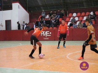 
<a style='margin-left: 5px;' class='btn btn-xs btn-social btn-facebook' href='https://www.facebook.com/sharer/sharer.php?u=https://www.boladovale.com.br/imgs/800-800-90/conteudo/fotos/1251/img6403.jpg' rel='popup' data-width='500' data-height='400'><i class='fa fa-facebook'></i>Compartilhar <span class='hidden-xs'>no Facebook</span>
</a> 
<a class='btn btn-default btn-xs' target='_blank' href='imgs/800-800-90/conteudo/fotos/1251/img6403.jpg'>
<span class='glyphicon glyphicon-cloud-download'></span> Salvar
</a> 
<span></span>