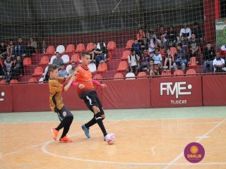 
<a style='margin-left: 5px;' class='btn btn-xs btn-social btn-facebook' href='https://www.facebook.com/sharer/sharer.php?u=https://www.boladovale.com.br/imgs/800-800-90/conteudo/fotos/1251/img6420.jpg' rel='popup' data-width='500' data-height='400'><i class='fa fa-facebook'></i>Compartilhar <span class='hidden-xs'>no Facebook</span>
</a> 
<a class='btn btn-default btn-xs' target='_blank' href='imgs/800-800-90/conteudo/fotos/1251/img6420.jpg'>
<span class='glyphicon glyphicon-cloud-download'></span> Salvar
</a> 
<span></span>