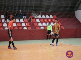 
<a style='margin-left: 5px;' class='btn btn-xs btn-social btn-facebook' href='https://www.facebook.com/sharer/sharer.php?u=https://www.boladovale.com.br/imgs/800-800-90/conteudo/fotos/1251/img6422.jpg' rel='popup' data-width='500' data-height='400'><i class='fa fa-facebook'></i>Compartilhar <span class='hidden-xs'>no Facebook</span>
</a> 
<a class='btn btn-default btn-xs' target='_blank' href='imgs/800-800-90/conteudo/fotos/1251/img6422.jpg'>
<span class='glyphicon glyphicon-cloud-download'></span> Salvar
</a> 
<span></span>