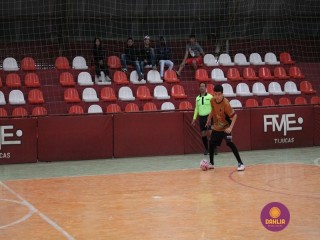 
<a style='margin-left: 5px;' class='btn btn-xs btn-social btn-facebook' href='https://www.facebook.com/sharer/sharer.php?u=https://www.boladovale.com.br/imgs/800-800-90/conteudo/fotos/1251/img6434.jpg' rel='popup' data-width='500' data-height='400'><i class='fa fa-facebook'></i>Compartilhar <span class='hidden-xs'>no Facebook</span>
</a> 
<a class='btn btn-default btn-xs' target='_blank' href='imgs/800-800-90/conteudo/fotos/1251/img6434.jpg'>
<span class='glyphicon glyphicon-cloud-download'></span> Salvar
</a> 
<span></span>