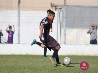 
<a style='margin-left: 5px;' class='btn btn-xs btn-social btn-facebook' href='https://www.facebook.com/sharer/sharer.php?u=https://www.boladovale.com.br/imgs/800-800-90/conteudo/fotos/1252/img0530.jpg' rel='popup' data-width='500' data-height='400'><i class='fa fa-facebook'></i>Compartilhar <span class='hidden-xs'>no Facebook</span>
</a> 
<a class='btn btn-default btn-xs' target='_blank' href='imgs/800-800-90/conteudo/fotos/1252/img0530.jpg'>
<span class='glyphicon glyphicon-cloud-download'></span> Salvar
</a> 
<span></span>