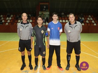 
<a style='margin-left: 5px;' class='btn btn-xs btn-social btn-facebook' href='https://www.facebook.com/sharer/sharer.php?u=https://www.boladovale.com.br/imgs/800-800-90/conteudo/fotos/1253/img0607.jpg' rel='popup' data-width='500' data-height='400'><i class='fa fa-facebook'></i>Compartilhar <span class='hidden-xs'>no Facebook</span>
</a> 
<a class='btn btn-default btn-xs' target='_blank' href='imgs/800-800-90/conteudo/fotos/1253/img0607.jpg'>
<span class='glyphicon glyphicon-cloud-download'></span> Salvar
</a> 
<span></span>