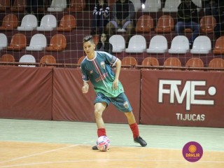 
<a style='margin-left: 5px;' class='btn btn-xs btn-social btn-facebook' href='https://www.facebook.com/sharer/sharer.php?u=https://www.boladovale.com.br/imgs/800-800-90/conteudo/fotos/1253/img0616.jpg' rel='popup' data-width='500' data-height='400'><i class='fa fa-facebook'></i>Compartilhar <span class='hidden-xs'>no Facebook</span>
</a> 
<a class='btn btn-default btn-xs' target='_blank' href='imgs/800-800-90/conteudo/fotos/1253/img0616.jpg'>
<span class='glyphicon glyphicon-cloud-download'></span> Salvar
</a> 
<span></span>