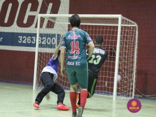 
<a style='margin-left: 5px;' class='btn btn-xs btn-social btn-facebook' href='https://www.facebook.com/sharer/sharer.php?u=https://www.boladovale.com.br/imgs/800-800-90/conteudo/fotos/1253/img0619.jpg' rel='popup' data-width='500' data-height='400'><i class='fa fa-facebook'></i>Compartilhar <span class='hidden-xs'>no Facebook</span>
</a> 
<a class='btn btn-default btn-xs' target='_blank' href='imgs/800-800-90/conteudo/fotos/1253/img0619.jpg'>
<span class='glyphicon glyphicon-cloud-download'></span> Salvar
</a> 
<span></span>