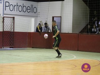 
<a style='margin-left: 5px;' class='btn btn-xs btn-social btn-facebook' href='https://www.facebook.com/sharer/sharer.php?u=https://www.boladovale.com.br/imgs/800-800-90/conteudo/fotos/1253/img0655.jpg' rel='popup' data-width='500' data-height='400'><i class='fa fa-facebook'></i>Compartilhar <span class='hidden-xs'>no Facebook</span>
</a> 
<a class='btn btn-default btn-xs' target='_blank' href='imgs/800-800-90/conteudo/fotos/1253/img0655.jpg'>
<span class='glyphicon glyphicon-cloud-download'></span> Salvar
</a> 
<span></span>