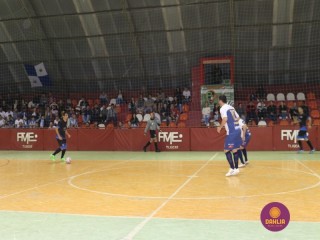 
<a style='margin-left: 5px;' class='btn btn-xs btn-social btn-facebook' href='https://www.facebook.com/sharer/sharer.php?u=https://www.boladovale.com.br/imgs/800-800-90/conteudo/fotos/1254/img0688.jpg' rel='popup' data-width='500' data-height='400'><i class='fa fa-facebook'></i>Compartilhar <span class='hidden-xs'>no Facebook</span>
</a> 
<a class='btn btn-default btn-xs' target='_blank' href='imgs/800-800-90/conteudo/fotos/1254/img0688.jpg'>
<span class='glyphicon glyphicon-cloud-download'></span> Salvar
</a> 
<span></span>
