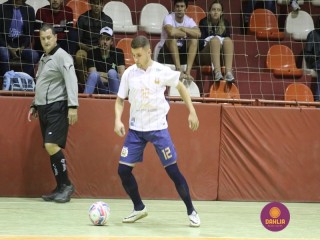 
<a style='margin-left: 5px;' class='btn btn-xs btn-social btn-facebook' href='https://www.facebook.com/sharer/sharer.php?u=https://www.boladovale.com.br/imgs/800-800-90/conteudo/fotos/1254/img0723.jpg' rel='popup' data-width='500' data-height='400'><i class='fa fa-facebook'></i>Compartilhar <span class='hidden-xs'>no Facebook</span>
</a> 
<a class='btn btn-default btn-xs' target='_blank' href='imgs/800-800-90/conteudo/fotos/1254/img0723.jpg'>
<span class='glyphicon glyphicon-cloud-download'></span> Salvar
</a> 
<span></span>