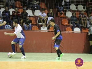 
<a style='margin-left: 5px;' class='btn btn-xs btn-social btn-facebook' href='https://www.facebook.com/sharer/sharer.php?u=https://www.boladovale.com.br/imgs/800-800-90/conteudo/fotos/1254/img0758.jpg' rel='popup' data-width='500' data-height='400'><i class='fa fa-facebook'></i>Compartilhar <span class='hidden-xs'>no Facebook</span>
</a> 
<a class='btn btn-default btn-xs' target='_blank' href='imgs/800-800-90/conteudo/fotos/1254/img0758.jpg'>
<span class='glyphicon glyphicon-cloud-download'></span> Salvar
</a> 
<span></span>
