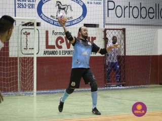 
<a style='margin-left: 5px;' class='btn btn-xs btn-social btn-facebook' href='https://www.facebook.com/sharer/sharer.php?u=https://www.boladovale.com.br/imgs/800-800-90/conteudo/fotos/1254/img0763.jpg' rel='popup' data-width='500' data-height='400'><i class='fa fa-facebook'></i>Compartilhar <span class='hidden-xs'>no Facebook</span>
</a> 
<a class='btn btn-default btn-xs' target='_blank' href='imgs/800-800-90/conteudo/fotos/1254/img0763.jpg'>
<span class='glyphicon glyphicon-cloud-download'></span> Salvar
</a> 
<span></span>