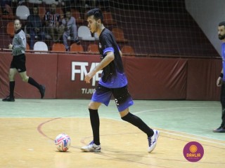 
<a style='margin-left: 5px;' class='btn btn-xs btn-social btn-facebook' href='https://www.facebook.com/sharer/sharer.php?u=https://www.boladovale.com.br/imgs/800-800-90/conteudo/fotos/1254/img0766.jpg' rel='popup' data-width='500' data-height='400'><i class='fa fa-facebook'></i>Compartilhar <span class='hidden-xs'>no Facebook</span>
</a> 
<a class='btn btn-default btn-xs' target='_blank' href='imgs/800-800-90/conteudo/fotos/1254/img0766.jpg'>
<span class='glyphicon glyphicon-cloud-download'></span> Salvar
</a> 
<span></span>