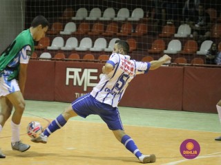 
<a style='margin-left: 5px;' class='btn btn-xs btn-social btn-facebook' href='https://www.facebook.com/sharer/sharer.php?u=https://www.boladovale.com.br/imgs/800-800-90/conteudo/fotos/1255/img0807.jpg' rel='popup' data-width='500' data-height='400'><i class='fa fa-facebook'></i>Compartilhar <span class='hidden-xs'>no Facebook</span>
</a> 
<a class='btn btn-default btn-xs' target='_blank' href='imgs/800-800-90/conteudo/fotos/1255/img0807.jpg'>
<span class='glyphicon glyphicon-cloud-download'></span> Salvar
</a> 
<span></span>