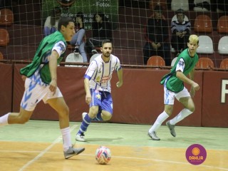 
<a style='margin-left: 5px;' class='btn btn-xs btn-social btn-facebook' href='https://www.facebook.com/sharer/sharer.php?u=https://www.boladovale.com.br/imgs/800-800-90/conteudo/fotos/1255/img0808.jpg' rel='popup' data-width='500' data-height='400'><i class='fa fa-facebook'></i>Compartilhar <span class='hidden-xs'>no Facebook</span>
</a> 
<a class='btn btn-default btn-xs' target='_blank' href='imgs/800-800-90/conteudo/fotos/1255/img0808.jpg'>
<span class='glyphicon glyphicon-cloud-download'></span> Salvar
</a> 
<span></span>