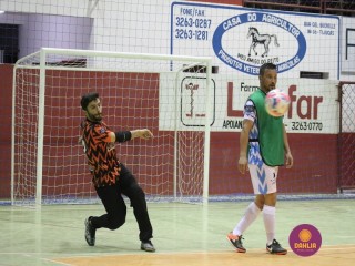 
<a style='margin-left: 5px;' class='btn btn-xs btn-social btn-facebook' href='https://www.facebook.com/sharer/sharer.php?u=https://www.boladovale.com.br/imgs/800-800-90/conteudo/fotos/1255/img0814.jpg' rel='popup' data-width='500' data-height='400'><i class='fa fa-facebook'></i>Compartilhar <span class='hidden-xs'>no Facebook</span>
</a> 
<a class='btn btn-default btn-xs' target='_blank' href='imgs/800-800-90/conteudo/fotos/1255/img0814.jpg'>
<span class='glyphicon glyphicon-cloud-download'></span> Salvar
</a> 
<span></span>