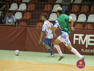
<a style='margin-left: 5px;' class='btn btn-xs btn-social btn-facebook' href='https://www.facebook.com/sharer/sharer.php?u=https://www.boladovale.com.br/imgs/800-800-90/conteudo/fotos/1255/img0817.jpg' rel='popup' data-width='500' data-height='400'><i class='fa fa-facebook'></i>Compartilhar <span class='hidden-xs'>no Facebook</span>
</a> 
<a class='btn btn-default btn-xs' target='_blank' href='imgs/800-800-90/conteudo/fotos/1255/img0817.jpg'>
<span class='glyphicon glyphicon-cloud-download'></span> Salvar
</a> 
<span></span>