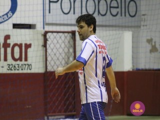 
<a style='margin-left: 5px;' class='btn btn-xs btn-social btn-facebook' href='https://www.facebook.com/sharer/sharer.php?u=https://www.boladovale.com.br/imgs/800-800-90/conteudo/fotos/1255/img0831.jpg' rel='popup' data-width='500' data-height='400'><i class='fa fa-facebook'></i>Compartilhar <span class='hidden-xs'>no Facebook</span>
</a> 
<a class='btn btn-default btn-xs' target='_blank' href='imgs/800-800-90/conteudo/fotos/1255/img0831.jpg'>
<span class='glyphicon glyphicon-cloud-download'></span> Salvar
</a> 
<span></span>