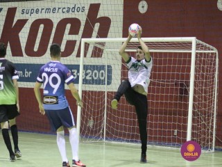 
<a style='margin-left: 5px;' class='btn btn-xs btn-social btn-facebook' href='https://www.facebook.com/sharer/sharer.php?u=https://www.boladovale.com.br/imgs/800-800-90/conteudo/fotos/1256/img0894.jpg' rel='popup' data-width='500' data-height='400'><i class='fa fa-facebook'></i>Compartilhar <span class='hidden-xs'>no Facebook</span>
</a> 
<a class='btn btn-default btn-xs' target='_blank' href='imgs/800-800-90/conteudo/fotos/1256/img0894.jpg'>
<span class='glyphicon glyphicon-cloud-download'></span> Salvar
</a> 
<span></span>
